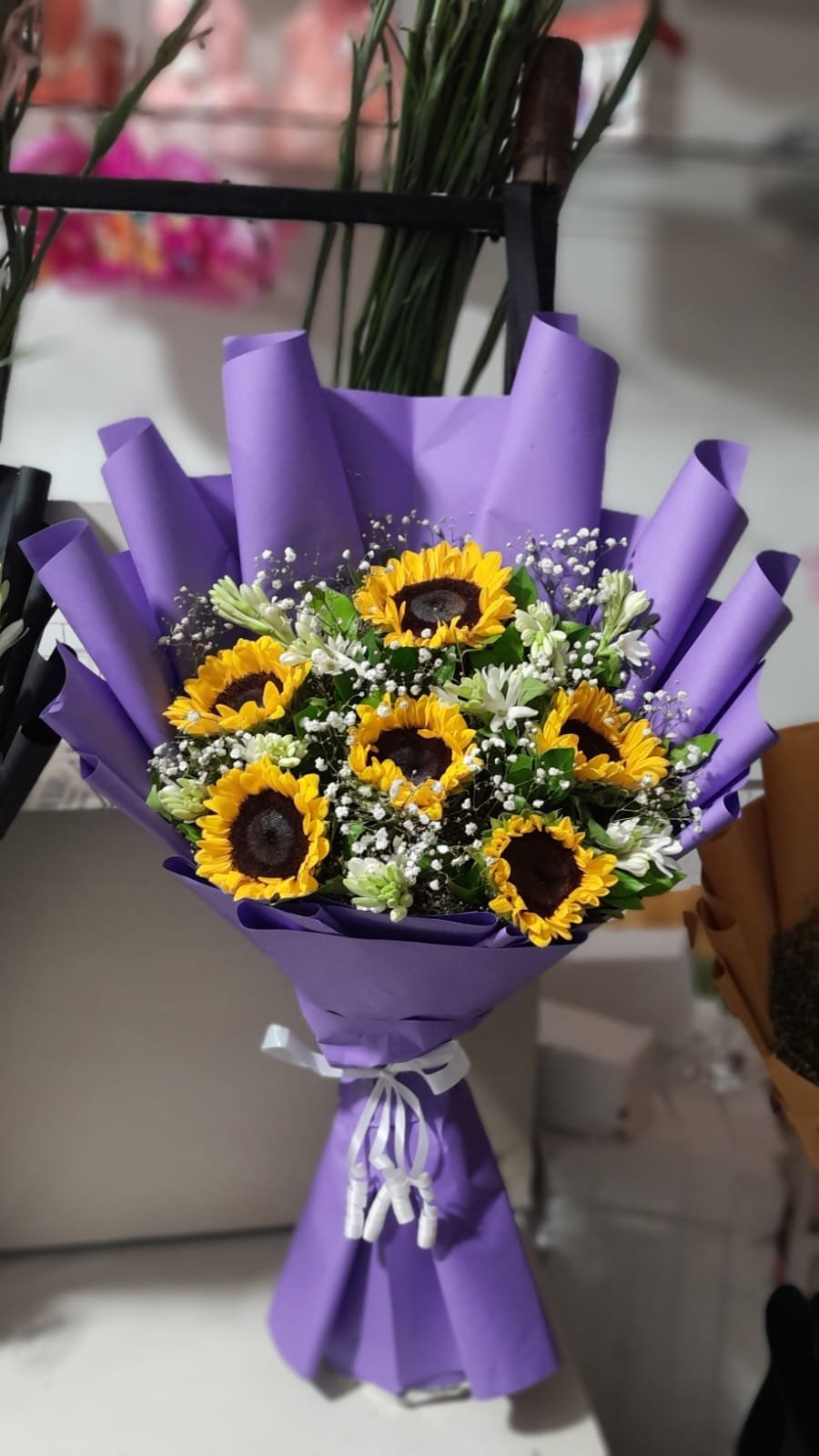 Sunflower Bouquet 11 — Shah G Flowers Lahore