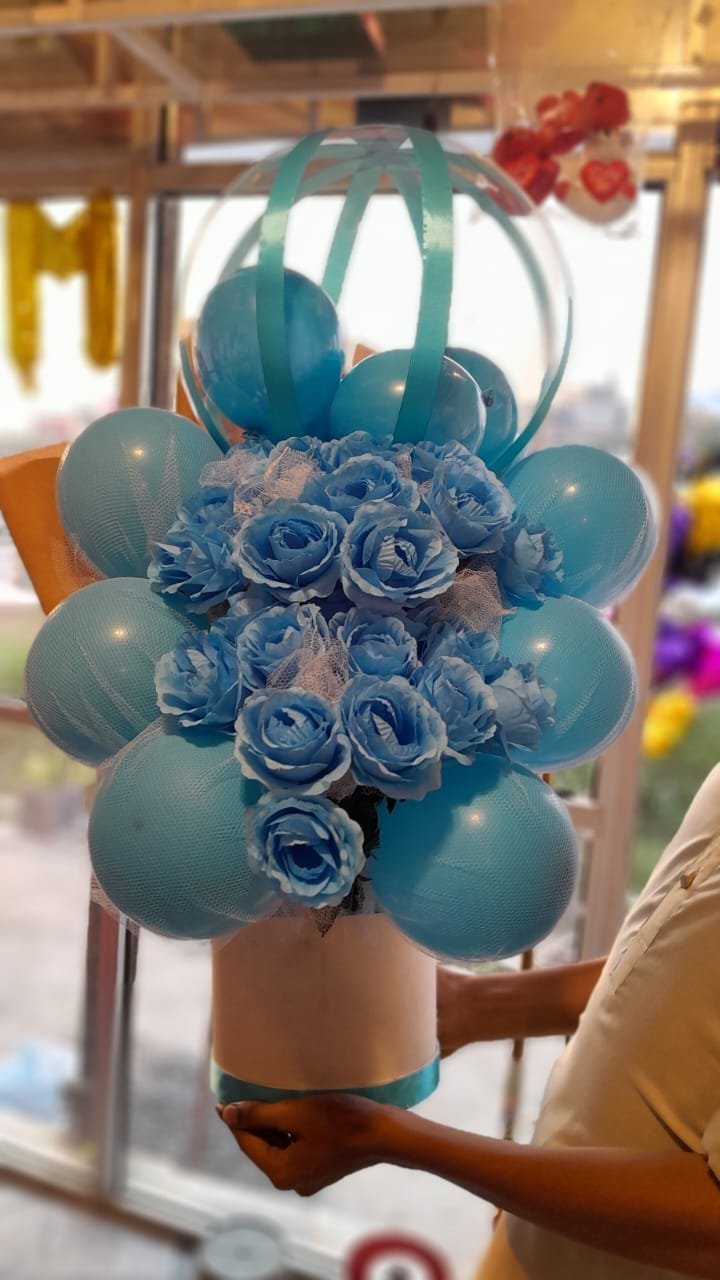 Sunflower Bouquet 8 — Shah G Flowers Lahore