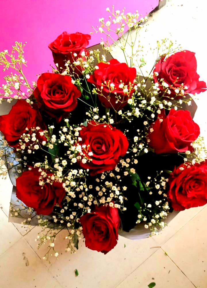 Red Rose Bouquet by Shah G Flowers